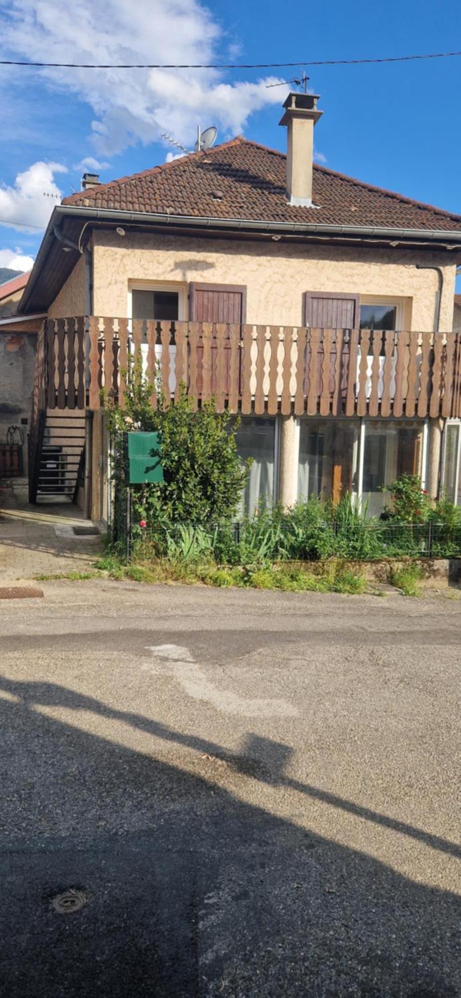 Appartement Cosy Et Confortable Brie-et-Angonnes Exterior photo
